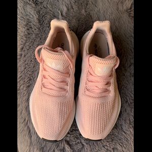 SOLD adidas Swift Run Icey Pink Cloud White